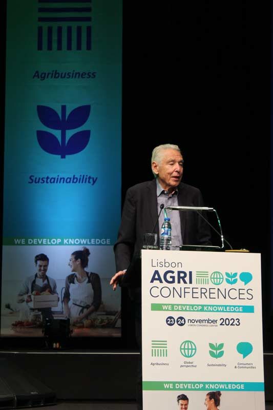 “Através da agricultura regenerativa podemos capturar quatro vezes mais CO2 da atmosfera”, Peter Brabeck-Letmathe, ex-CEO da Nestlé