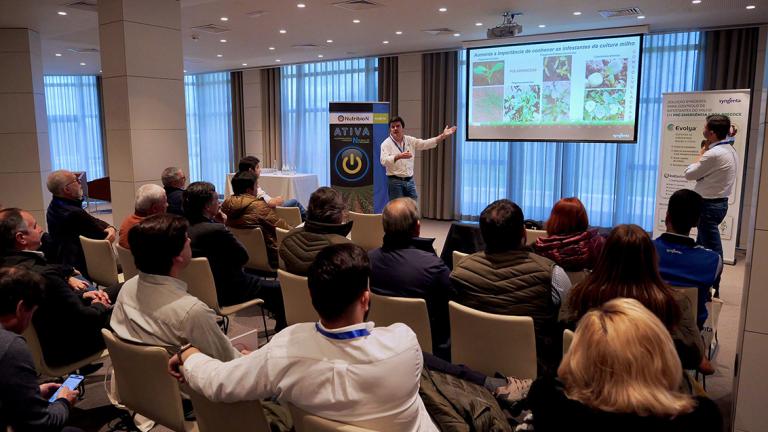 André Zibaia apresenta o portfolio de herbicidas para a cultura do milho